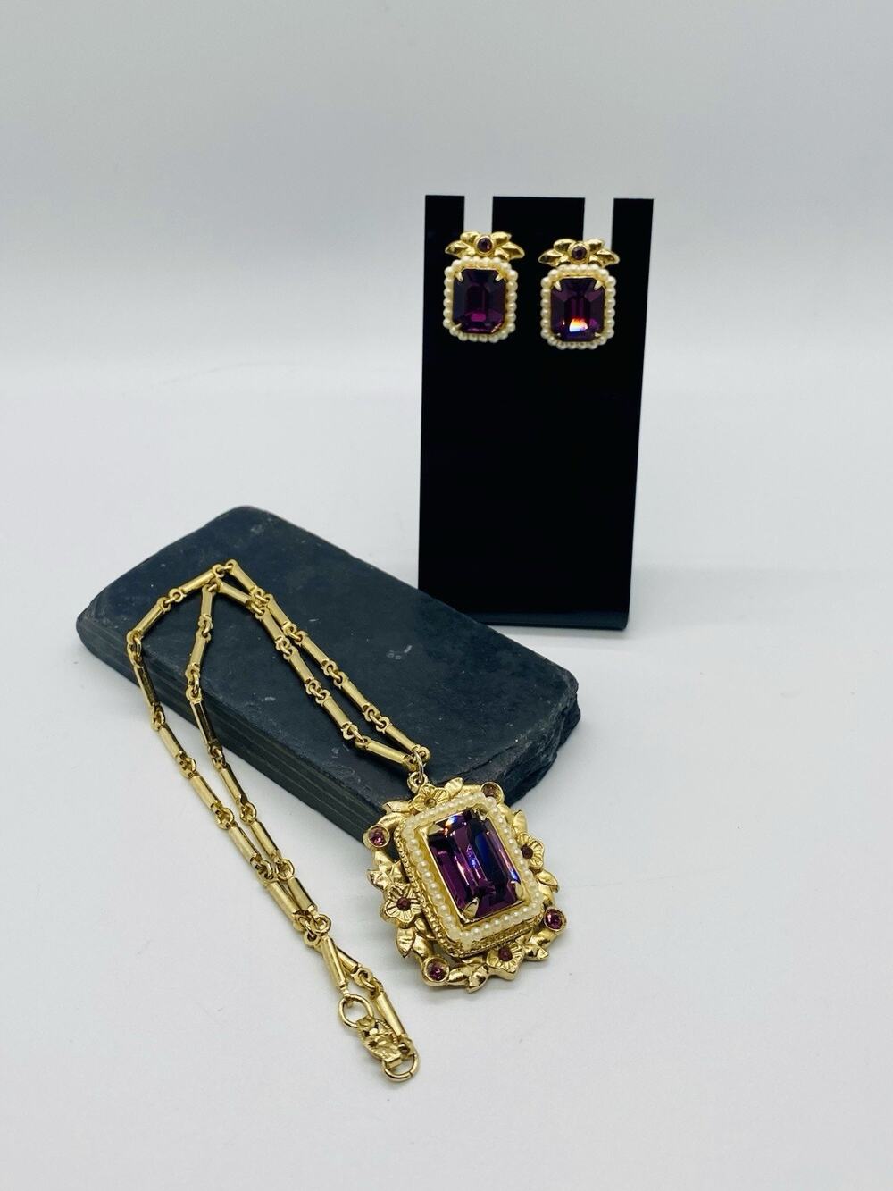 Coro Vtg Signed Necklace & Earrings Set Emerald Cut Purple Rhinestones Pearls